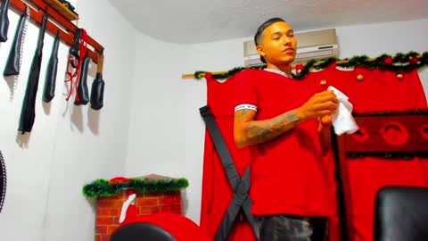 Snapshot of hana_and_zeta chatting on January 12, 2025, 12:12 pm Hana and Zeta online show from January 12, 2025, 12:12 pm