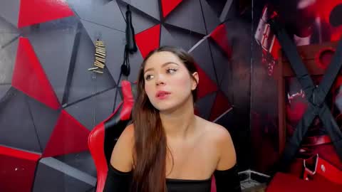 Snapshot of hana_and_zeta chatting on October 24, 2025, 12:12 pm Hana and Zeta online show from October 24, 2025, 12:12 pm