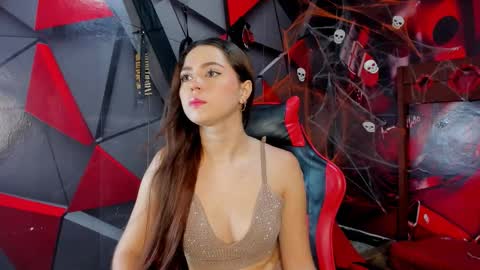 Snapshot of hana_and_zeta chatting on November 2, 2025, 12:07 pm Hana and Zeta online show from November 2, 2025, 12:07 pm