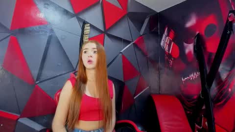 Snapshot of hana_and_zeta chatting on November 22, 2025, 12:15 pm Hana and Zeta online show from November 22, 2025, 12:15 pm