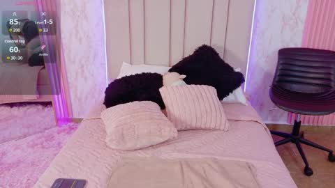 Snapshot of hanaa_rosse chatting on October 17, 2025, 1:14 pm Hanna Rosse online show from October 17, 2025, 1:14 pm