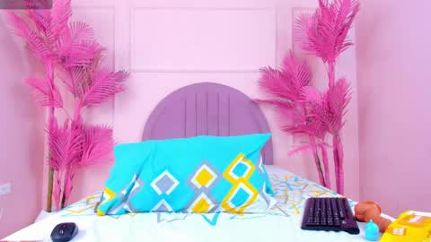 hanaahquinn online show from February 28, 2025, 2:31 pm