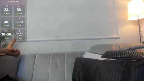 hanaahquinn online show from November 5, 2025, 12:16 pm