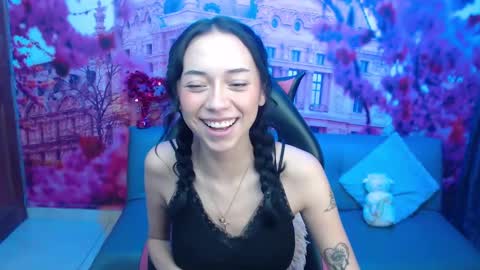 Hanaku  online show from December 4, 2024, 5:22 pm