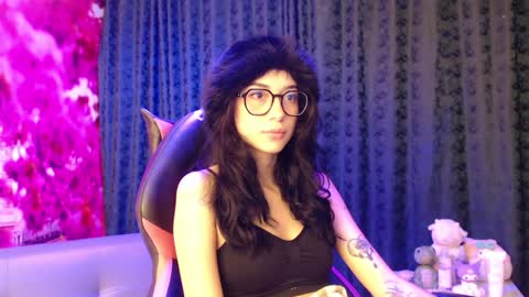 Hanaku  online show from January 9, 2025, 2:07 pm