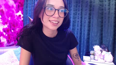 Hanaku  online show from January 13, 2025, 2:32 pm