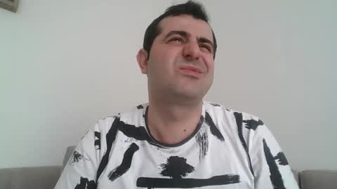 Snapshot of handsome031 chatting on November 3, 2025, 7:20 am Handsome031 online show from November 3, 2025, 7:20 am