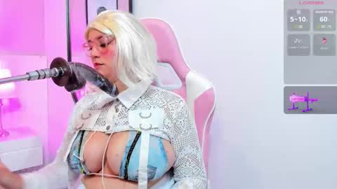 Snapshot of hanie_boobs chatting on December 3, 2025, 4:31 am Ana online show from December 3, 2025, 4:31 am