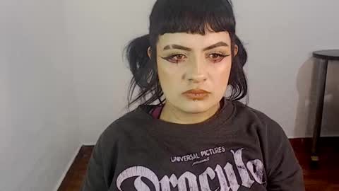 Snapshot of hanna99moon chatting on January 8, 2025, 5:16 am JUANA online show from January 8, 2025, 5:16 am