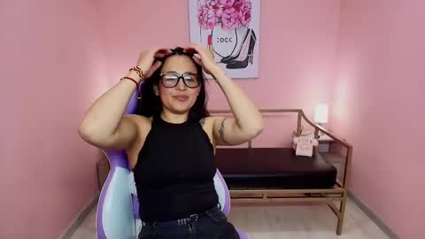 Snapshot of hanna_90_x chatting on November 7, 2025, 3:34 pm Hanna online show from November 7, 2025, 3:34 pm