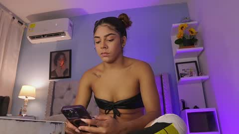 HANNA  online show from January 15, 2025, 3:54 am