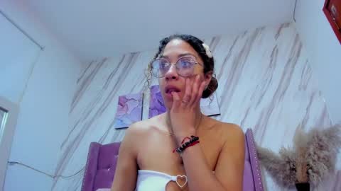 Snapshot of hanna_corne chatting on December 29, 2024, 11:50 am HANNA online show from December 29, 2024, 11:50 am