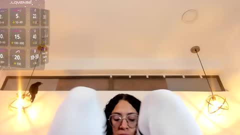 Snapshot of hanna_corne chatting on October 25, 2025, 1:29 pm HANNA online show from October 25, 2025, 1:29 pm