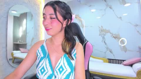 Snapshot of hanna_cutte_ chatting on November 3, 2025, 6:09 pm Hanna online show from November 3, 2025, 6:09 pm