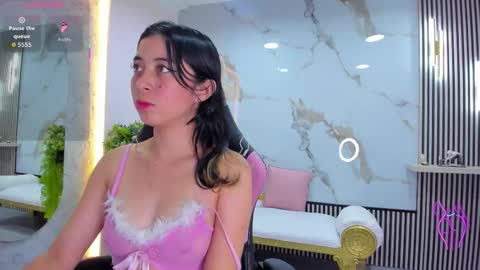 Snapshot of hanna_cutte_ chatting on November 16, 2025, 10:32 am Hanna online show from November 16, 2025, 10:32 am