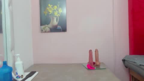 hanna_hornyx20 online show from October 26, 2025, 1:11 am