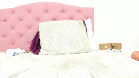 Welcome Guys Im hannaHoney online show from December 11, 2024, 11:30 am