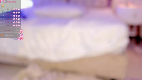 Hanna Lee online show from December 21, 2024, 4:25 pm