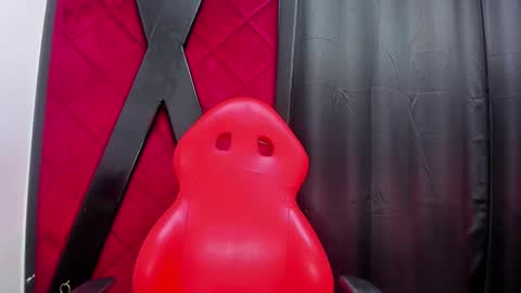 EVA online show from January 12, 2025, 10:12 am