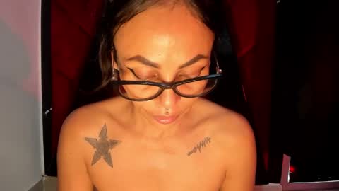 EVA online show from February 3, 2025, 10:11 pm