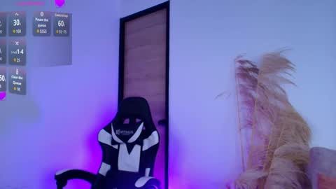 Hanna Capicorn online show from December 16, 2025, 9:09 pm