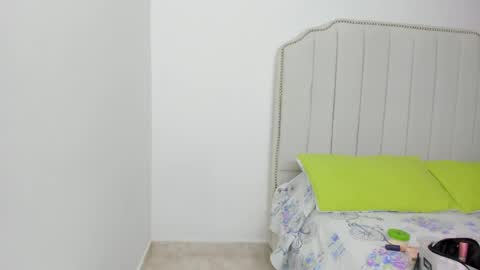 Snapshot of hannaa86 chatting on February 24, 2025, 3:42 pm Hanna online show from February 24, 2025, 3:42 pm