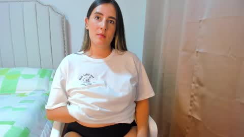 Snapshot of hannaa86 chatting on September 15, 2025, 2:00 am Hanna online show from September 15, 2025, 2:00 am