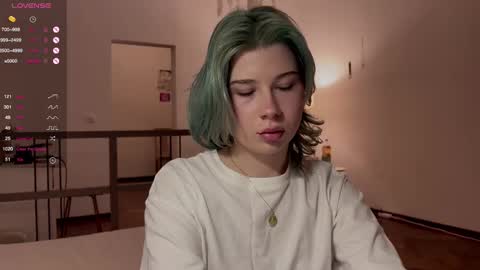 Hannah Allin online show from February 22, 2025, 5:24 pm