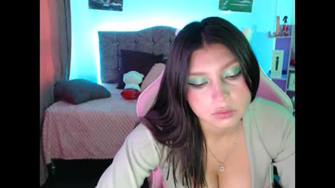Snapshot of hannah_swet chatting on March 7, 2025, 10:21 pm hannah_swet online show from March 7, 2025, 10:21 pm