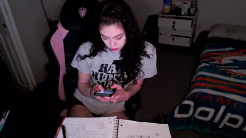 Snapshot of hannahbreeze chatting on February 4, 2025, 4:26 am Hannah Breeze online show from February 4, 2025, 4:26 am