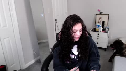 Snapshot of hannahbreeze chatting on February 10, 2025, 5:52 pm Hannah Breeze online show from February 10, 2025, 5:52 pm