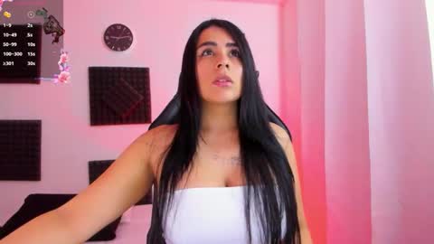 Snapshot of hannarusso chatting on October 26, 2025, 2:12 pm Hanna online show from October 26, 2025, 2:12 pm