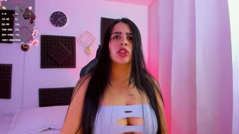 Snapshot of hannarusso chatting on December 13, 2025, 9:09 pm Hanna online show from December 13, 2025, 9:09 pm