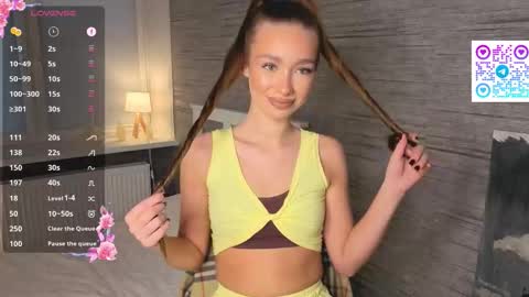 Snapshot of hannavaile chatting on November 23, 2025, 7:19 am Hanna online show from November 23, 2025, 7:19 am