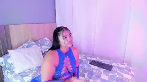 Snapshot of hannnasmith chatting on September 22, 2025, 3:08 am Hanna online show from September 22, 2025, 3:08 am