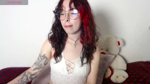 Snapshot of hanny_e chatting on September 12, 2025, 3:06 am hanny online show from September 12, 2025, 3:06 am