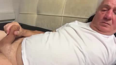 Snapshot of hans66760 chatting on November 6, 2025, 7:04 pm hans66760 online show from November 6, 2025, 7:04 pm