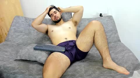 Hans online show from October 20, 2025, 9:37 pm