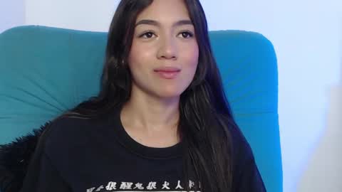 Snapshot of hantonella chatting on December 13, 2024, 4:16 pm Anto online show from December 13, 2024, 4:16 pm