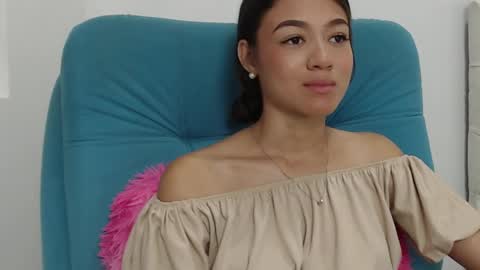 Snapshot of hantonella chatting on January 2, 2025, 3:19 pm Anto online show from January 2, 2025, 3:19 pm