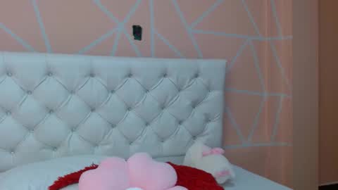 Snapshot of hantonella chatting on September 9, 2025, 7:13 pm Anto online show from September 9, 2025, 7:13 pm