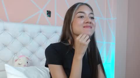 Snapshot of hantonella chatting on September 24, 2025, 8:01 pm Anto online show from September 24, 2025, 8:01 pm