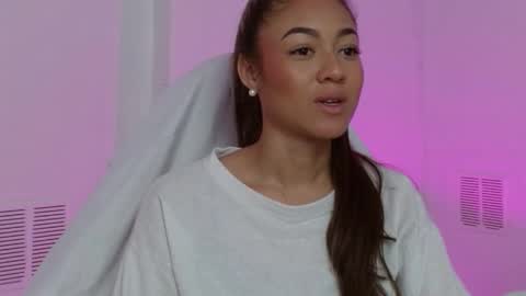 Anto online show from November 21, 2025, 3:00 pm