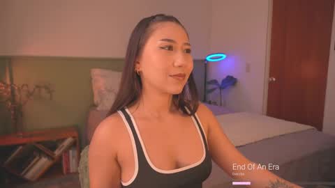 Mizi online show from September 8, 2025, 8:19 pm