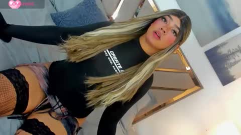Snapshot of hanz_sex chatting on October 1, 2025, 8:37 pm Hanz online show from October 1, 2025, 8:37 pm