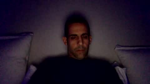 Snapshot of happy2334 chatting on October 29, 2025, 11:34 am skysky6969 online show from October 29, 2025, 11:34 am