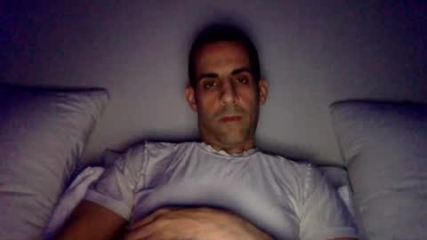 Snapshot of happy2334 chatting on October 31, 2025, 12:06 pm skysky6969 online show from October 31, 2025, 12:06 pm