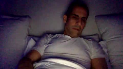 Snapshot of happy2334 chatting on November 1, 2025, 1:46 pm skysky6969 online show from November 1, 2025, 1:46 pm