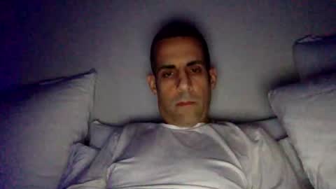 Snapshot of happy2334 chatting on November 19, 2025, 3:28 am skysky6969 online show from November 19, 2025, 3:28 am