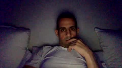 Snapshot of happy2334 chatting on December 1, 2025, 10:09 am skysky6969 online show from December 1, 2025, 10:09 am